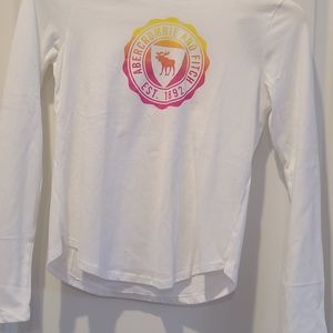 Abercrombie long sleeve graphic t-shirt